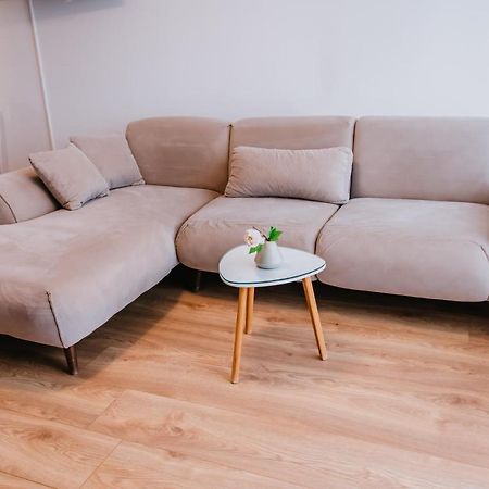 Studio Apartment Dzungla Doboj Buitenkant foto