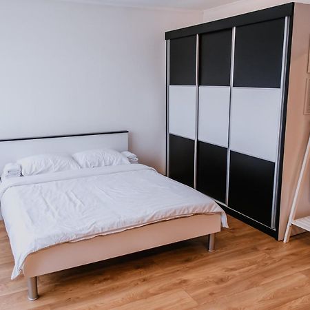 Studio Apartment Dzungla Doboj Buitenkant foto